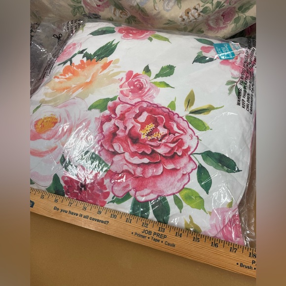 Other - Indoor outdoor floral 18”x18”pillow